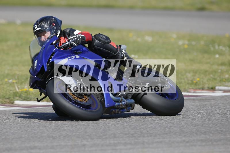 /10 20.04.2026  Pluess Moto Sport ADR/Freies Fahren/1